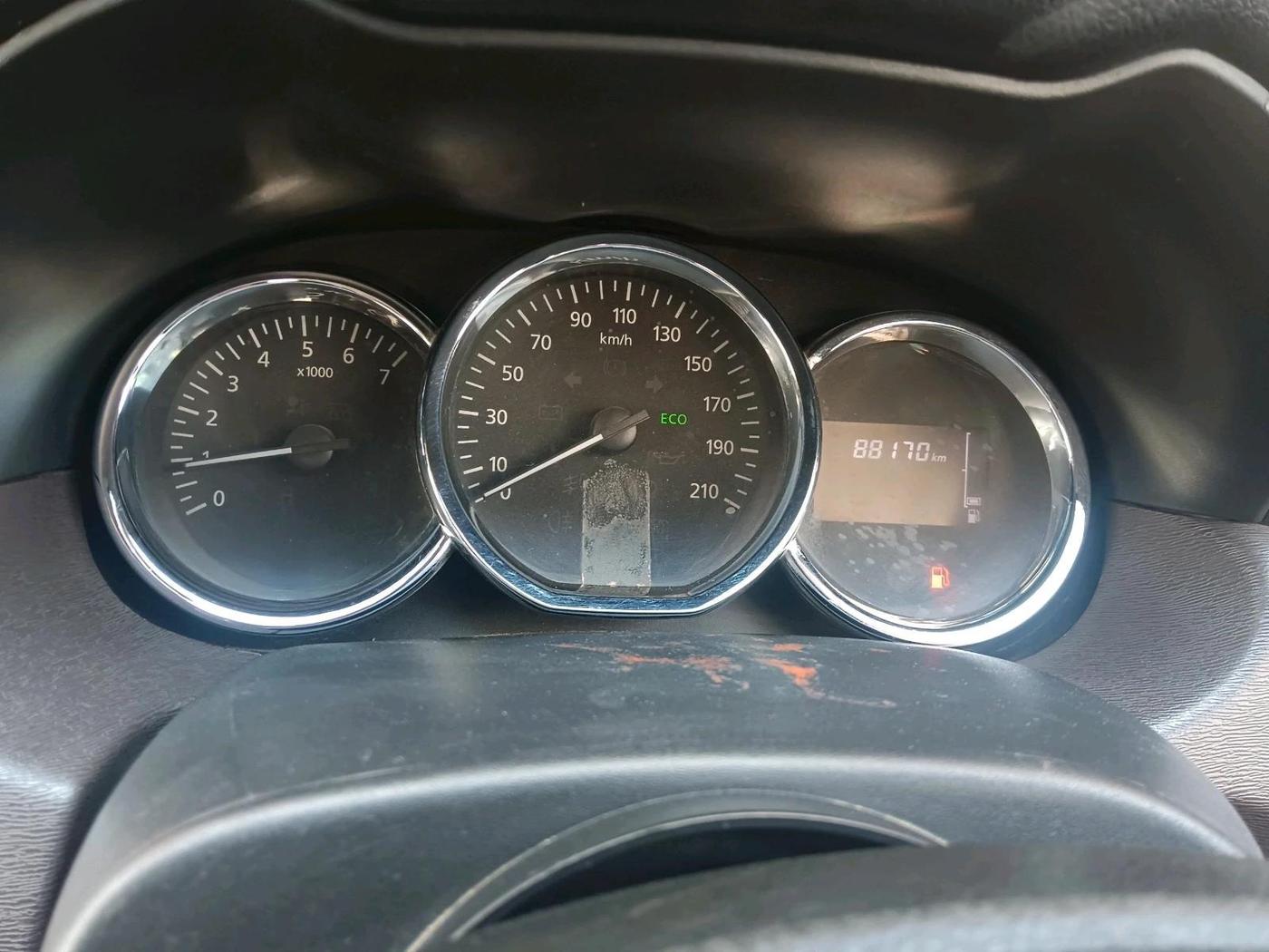 2017 Nissan Terrano XV D THP 110 PS, Diesel, Manual, 88,170 km, interior