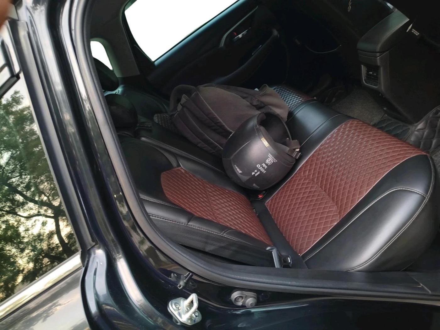 2023 Maruti Grand Vitara ZETA SMART HYBRID AT, Petrol, Automatic, 86,031 km, interior