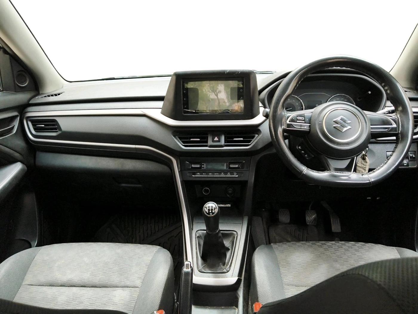 2022 Maruti BREZZA VXI SMART HYBRID, Petrol, Manual, 68,540 km, interior