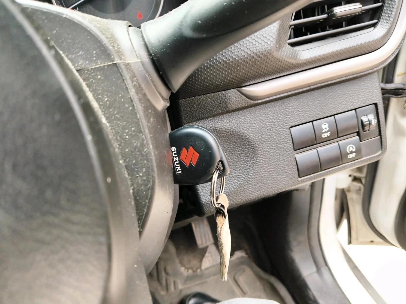 2022 Maruti BREZZA VXI SMART HYBRID, Petrol, Manual, 68,540 km, interior