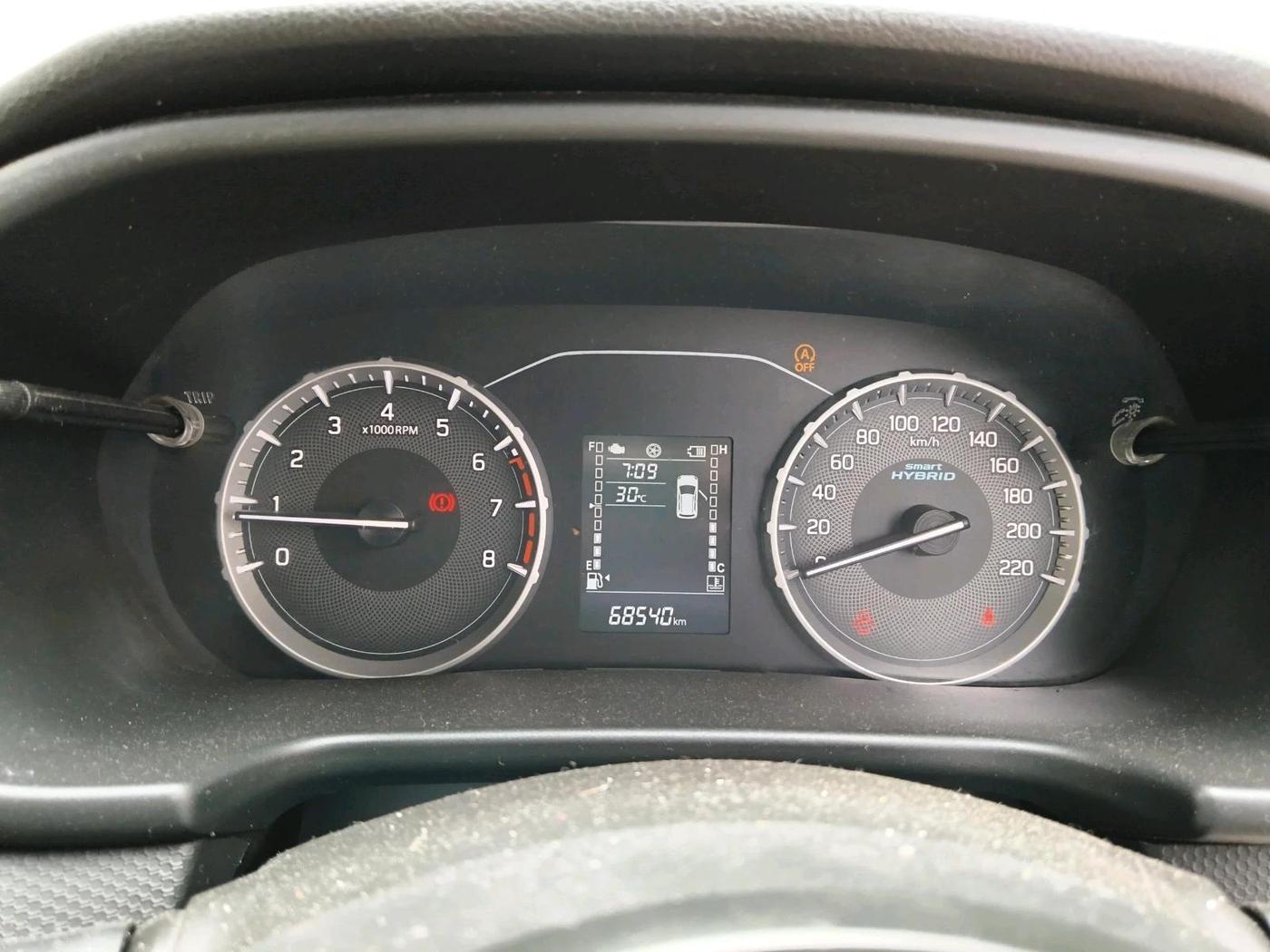 2022 Maruti BREZZA VXI SMART HYBRID, Petrol, Manual, 68,540 km, interior