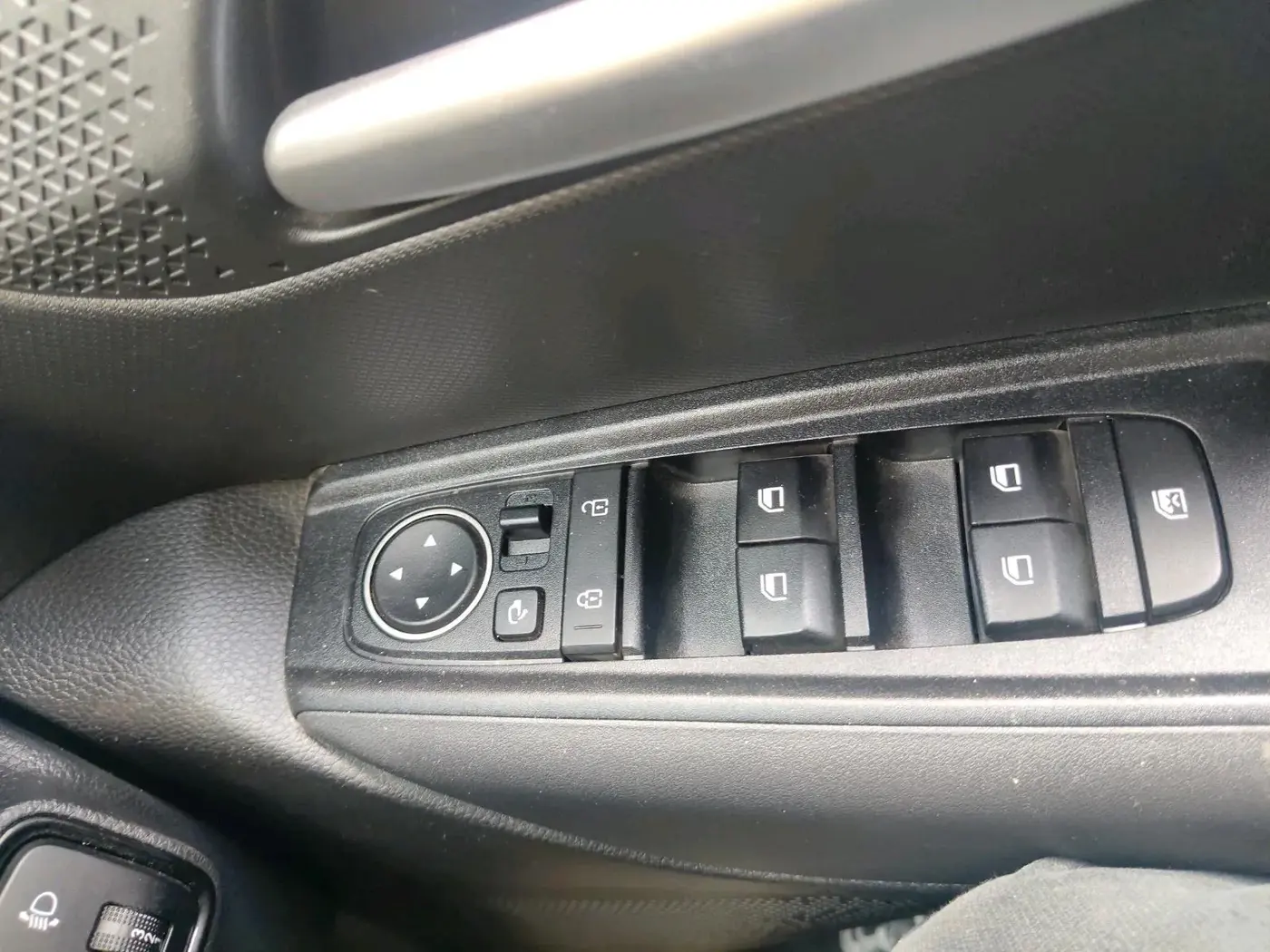 2025 KIA SONET HTK (O) 1.5 Diesel MT, Diesel, Manual, 9,637 km, interior