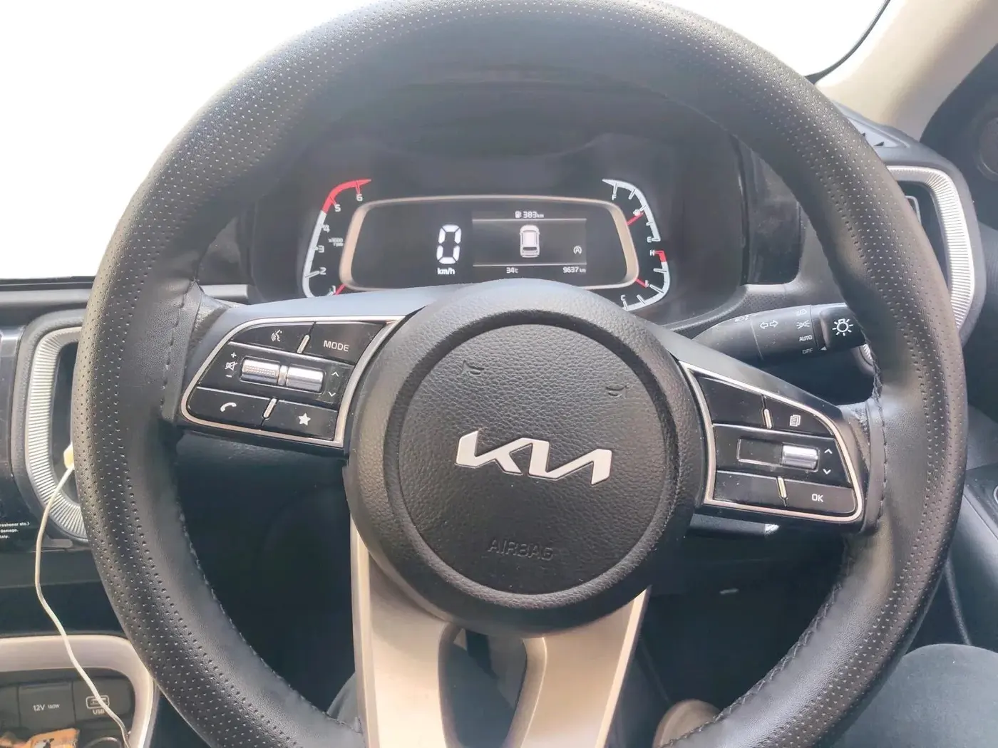 2025 KIA SONET HTK (O) 1.5 Diesel MT, Diesel, Manual, 9,637 km, interior