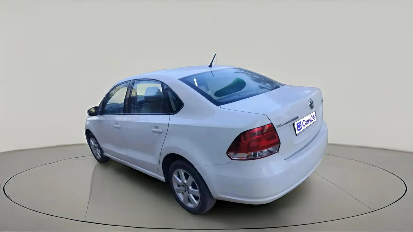 2012 Volkswagen Vento HIGHLINE DIESEL 1.6, Diesel, Manual, 1,39,254 km, exterior