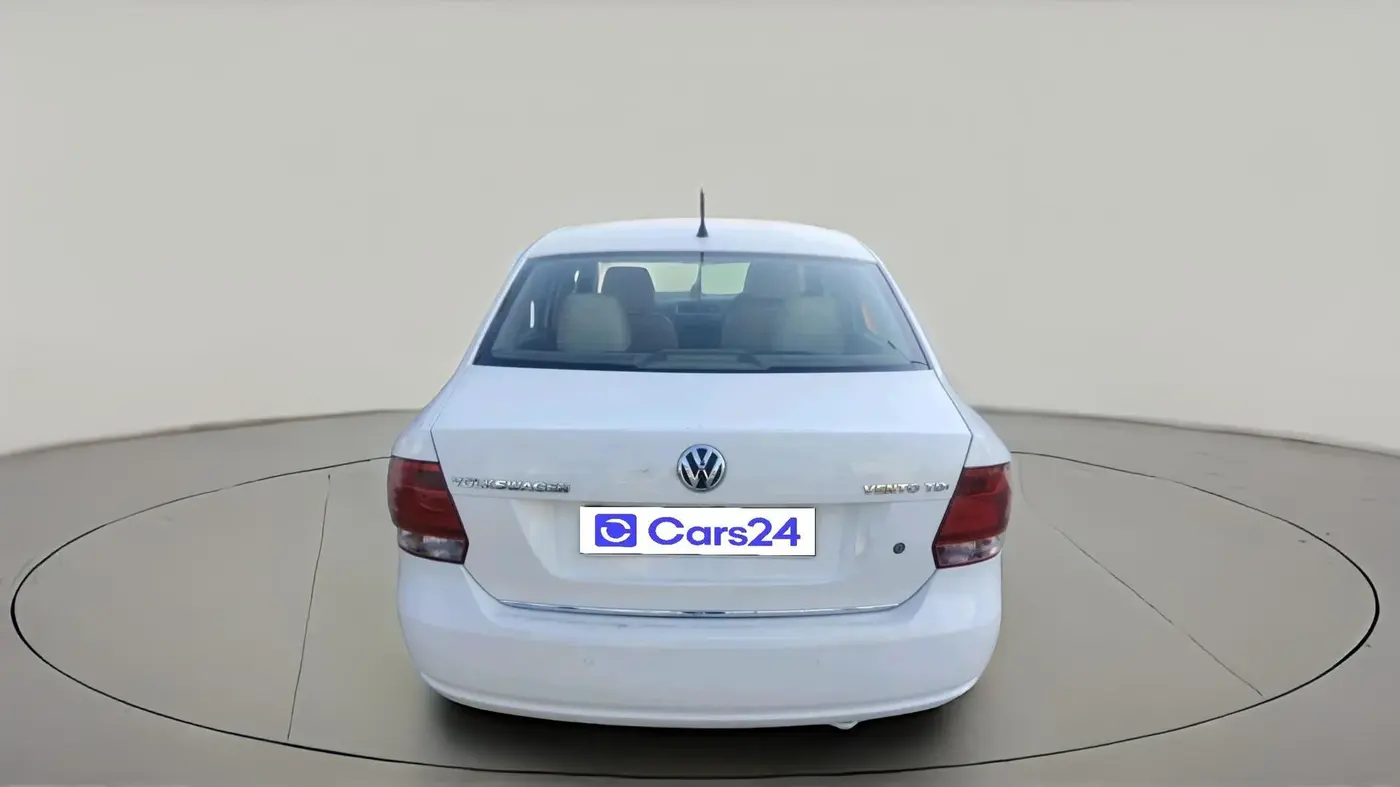 2012 Volkswagen Vento HIGHLINE DIESEL 1.6, Diesel, Manual, 1,39,254 km, exterior