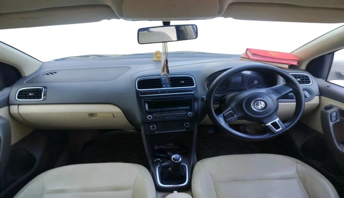 2012 Volkswagen Vento HIGHLINE DIESEL 1.6, Diesel, Manual, 1,39,254 km, interior