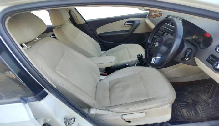 2012 Volkswagen Vento HIGHLINE DIESEL 1.6, Diesel, Manual, 1,39,254 km, interior