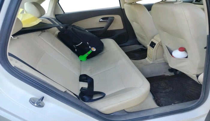 2012 Volkswagen Vento HIGHLINE DIESEL 1.6, Diesel, Manual, 1,39,254 km, interior