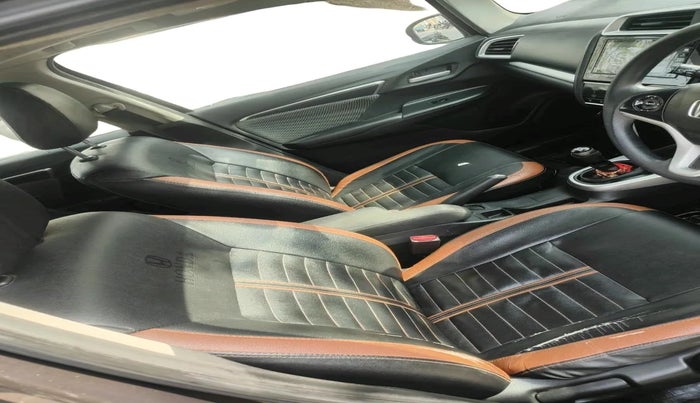 2018 Honda WR-V 1.5L I-DTEC VX MT, Diesel, Manual, 1,09,138 km, interior