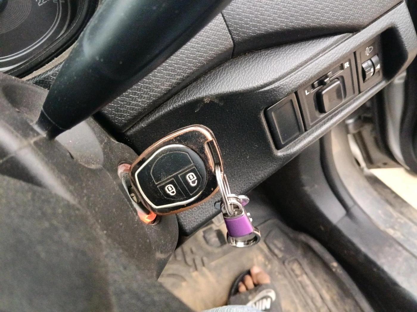 2020 Maruti Vitara Brezza LXI, Petrol, Manual, 76,643 km, interior