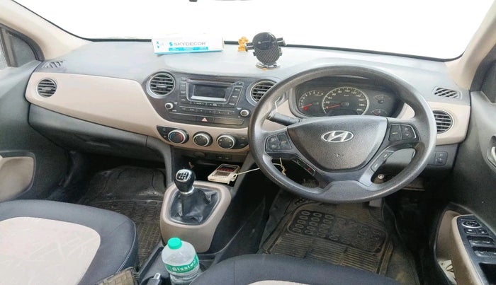 2015 Hyundai Grand i10 SPORTZ 1.2 KAPPA VTVT, Petrol, Manual, 1,24,204 km, interior