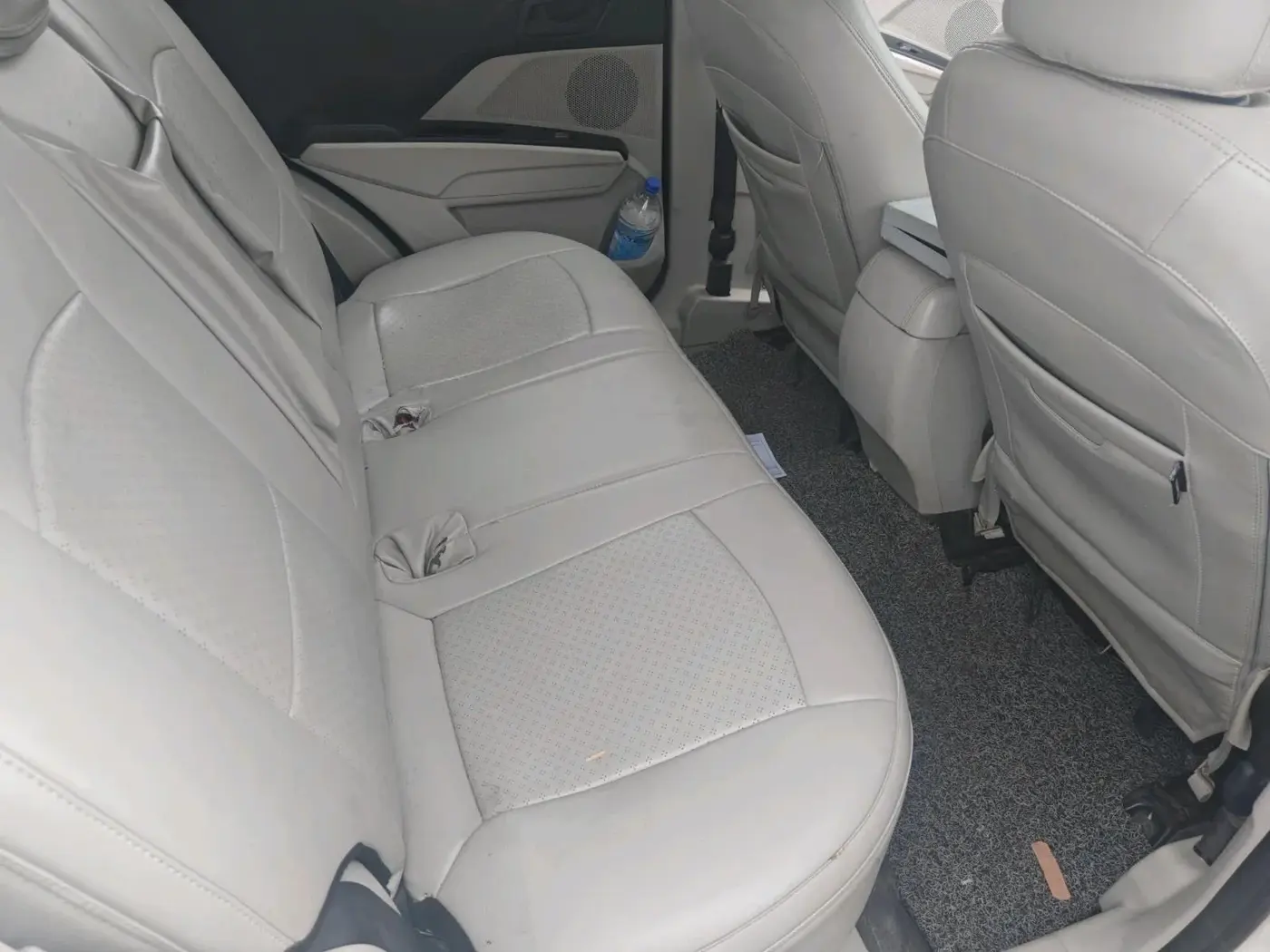 2020 Mahindra XUV300 W6 1.5 Diesel, Diesel, Manual, 84,241 km, interior