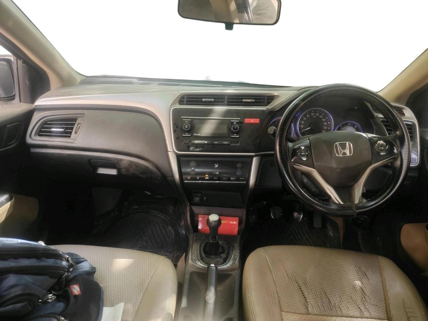 2014 Honda City 1.5L I-DTEC SV, Diesel, Manual, 1,38,867 km, interior