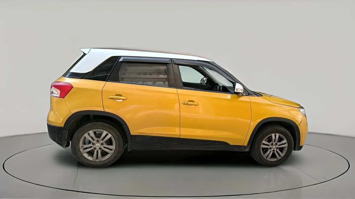 2016 Maruti Vitara Brezza ZDI PLUS DUAL TONE, Diesel, Manual, 1,02,635 km, exterior