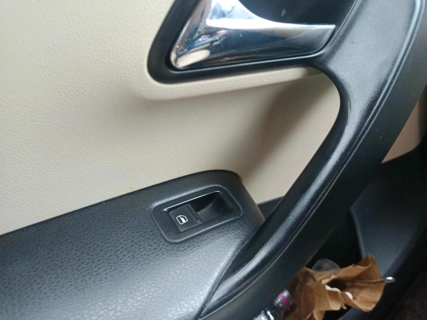 2017 Skoda Rapid Elegance 1.6 MPI AT, Petrol, Automatic, 1,27,219 km, interior