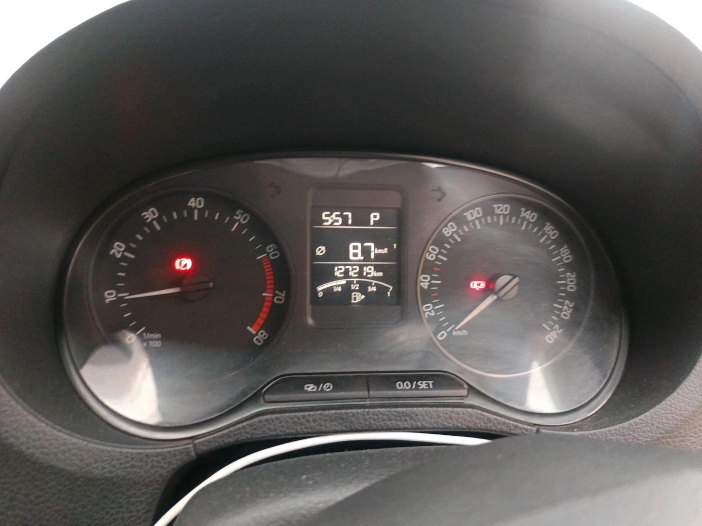 2017 Skoda Rapid Elegance 1.6 MPI AT, Petrol, Automatic, 1,27,219 km, interior