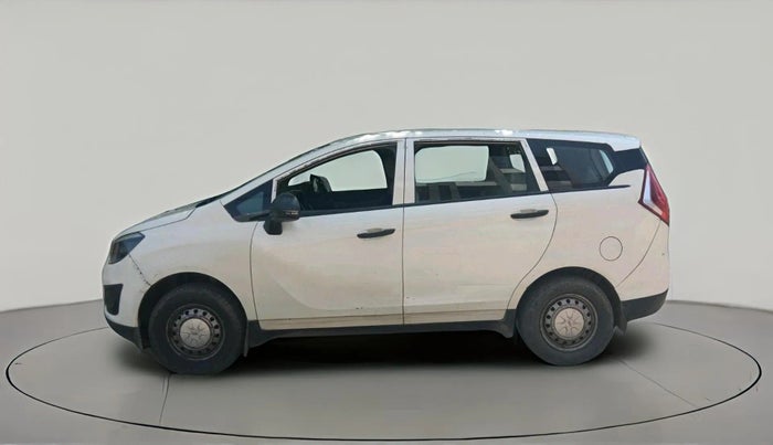 2018 Mahindra MARAZZO M2 8 STR, Diesel, Manual, 2,88,901 km, exterior