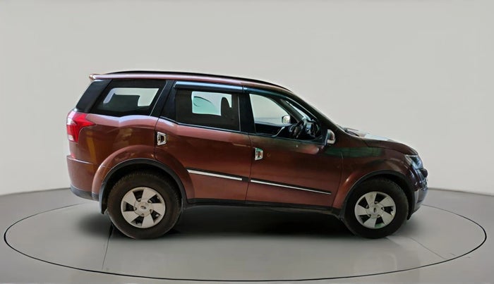 2019 Mahindra XUV500 W7 AT, Diesel, Automatic, 1,18,422 km, exterior
