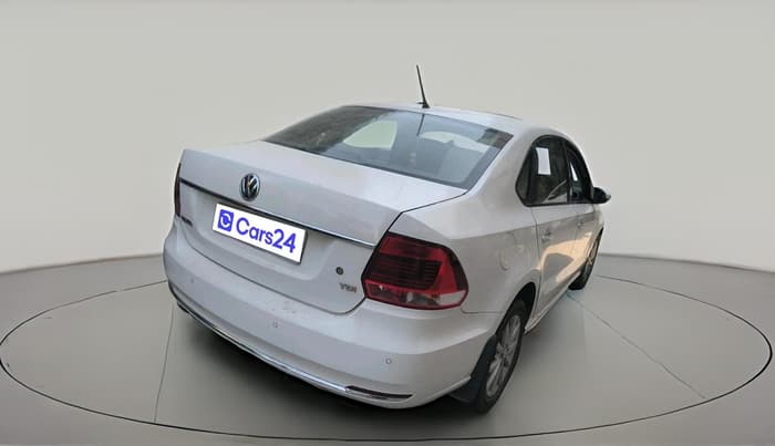2018 Volkswagen Vento HIGHLINE PLUS 1.5 AT 16 ALLOY, Diesel, Automatic, 2,02,843 km, exterior