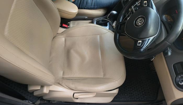 2018 Volkswagen Vento HIGHLINE PLUS 1.5 AT 16 ALLOY, Diesel, Automatic, 2,02,843 km, interior