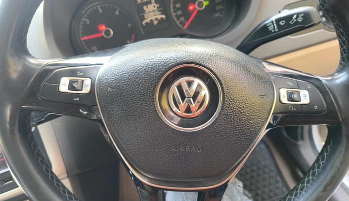 2018 Volkswagen Vento HIGHLINE PLUS 1.5 AT 16 ALLOY, Diesel, Automatic, 2,02,843 km, interior