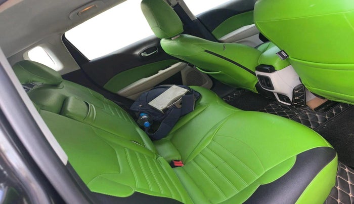 2017 Jeep Compass LIMITED 2.0 DIESEL, Diesel, Manual, 1,21,962 km, interior