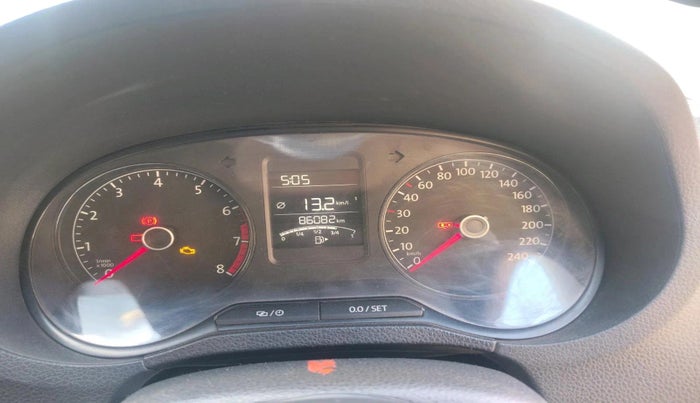 2017 Volkswagen Ameo HIGHLINE1.2L PLUS 16 ALLOY, Petrol, Manual, 86,082 km, interior