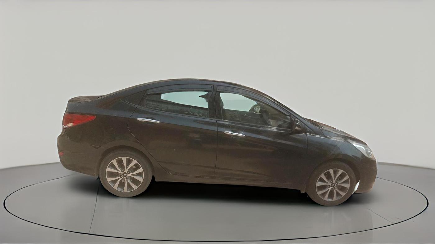 2014 Hyundai Verna FLUIDIC 1.6 CRDI SX OPT, Diesel, Manual, 99,741 km, exterior