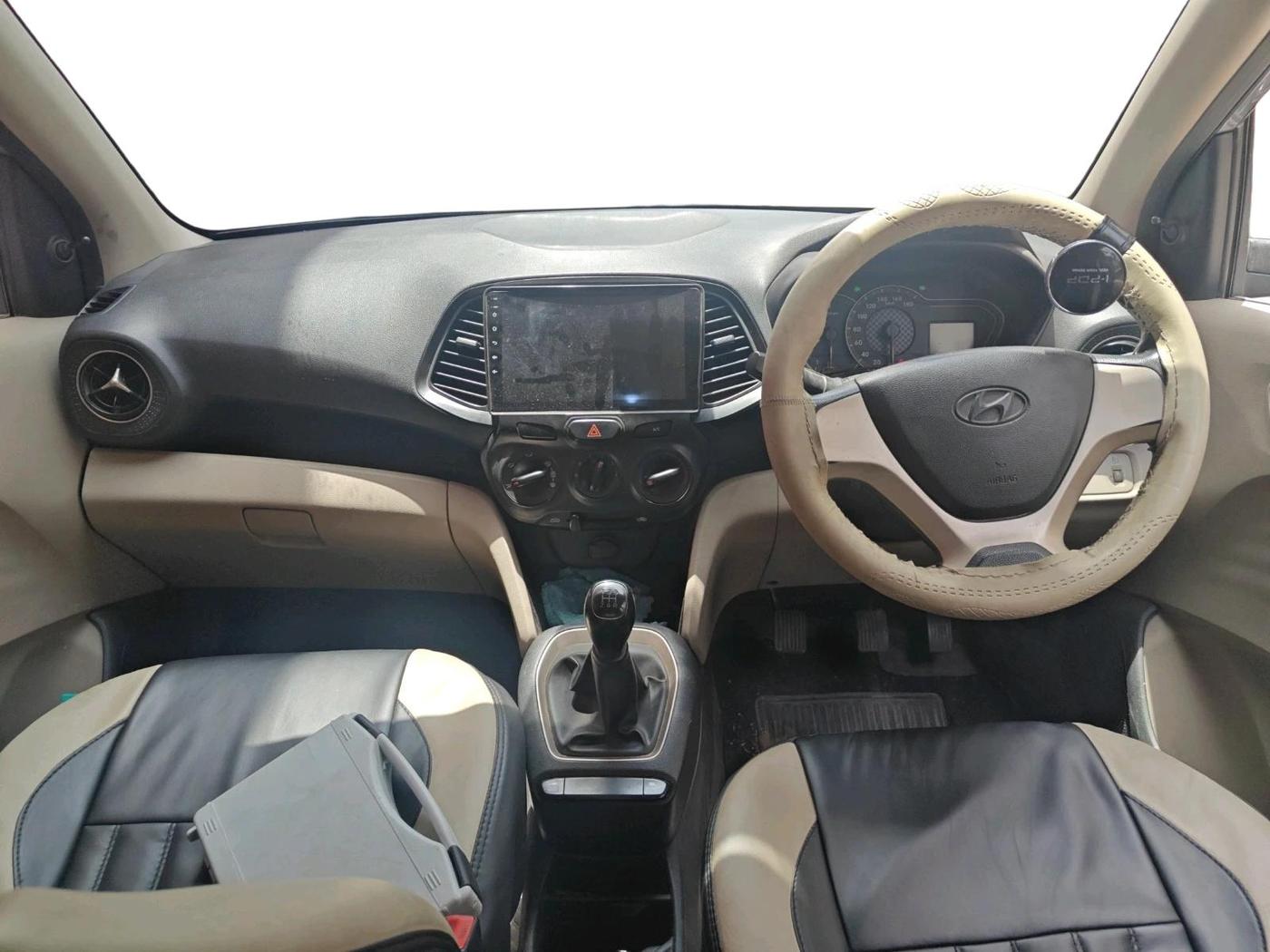 2019 Hyundai NEW SANTRO ERA, Petrol, Manual, 72,382 km, interior