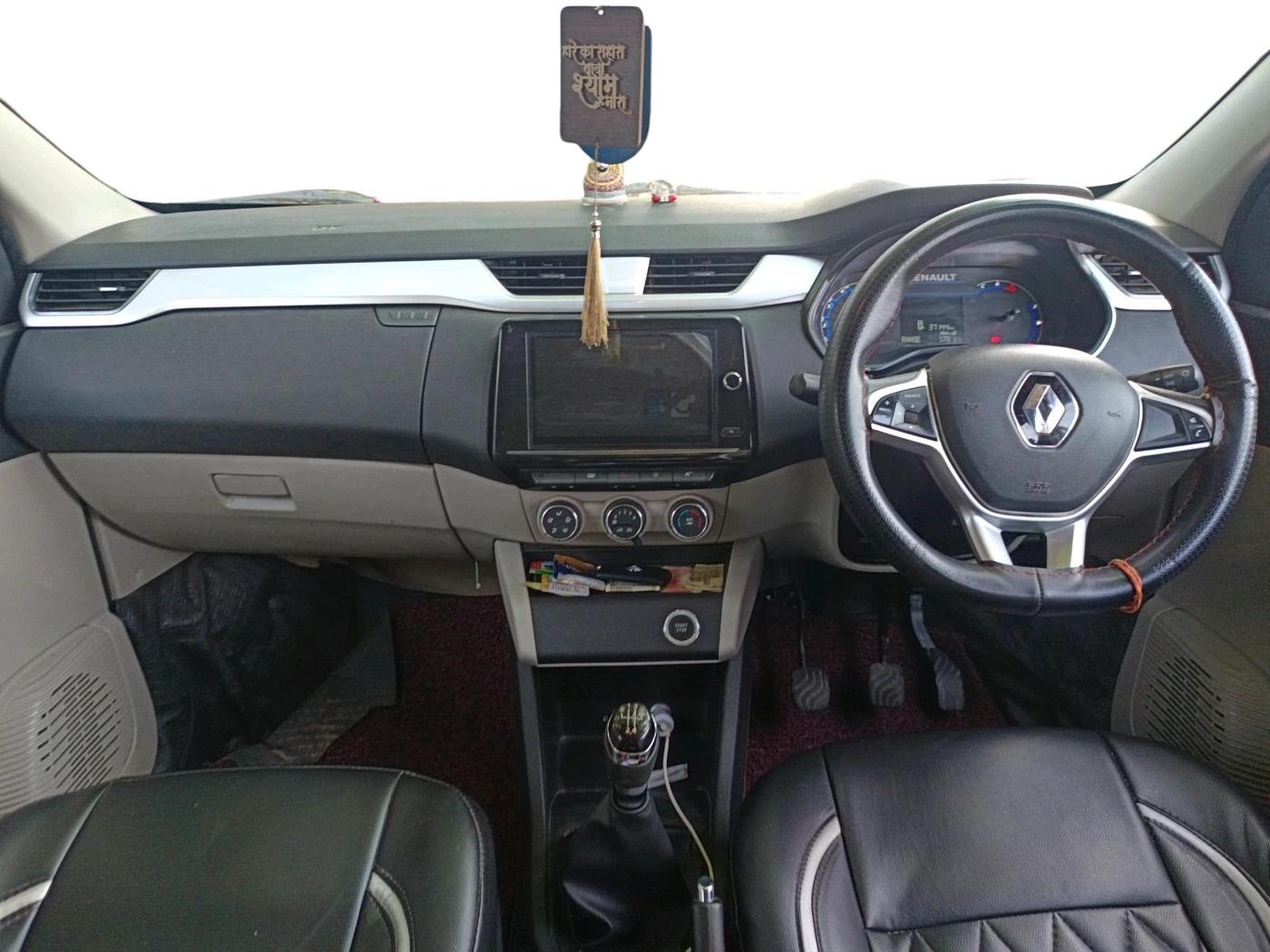 2023 Renault TRIBER RXZ, Petrol, Manual, 37,144 km, interior