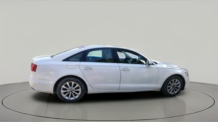 2013 Audi A6 2.0 TDI PREMIUM PLUS, Diesel, Automatic, 1,79,858 km, exterior