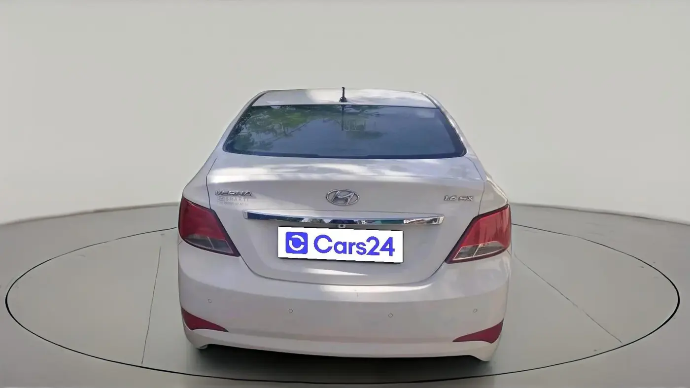 2015 Hyundai Verna 1.6 CRDI SX, Diesel, Manual, 2,19,052 km, exterior