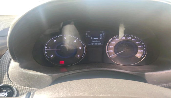 2015 Hyundai Verna 1.6 CRDI SX, Diesel, Manual, 2,19,052 km, interior