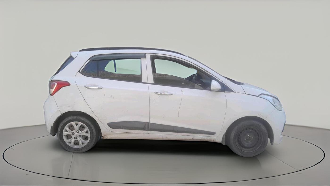 2014 Hyundai Grand i10 SPORTZ 1.1 CRDI, Diesel, Manual, 2,71,638 km, exterior