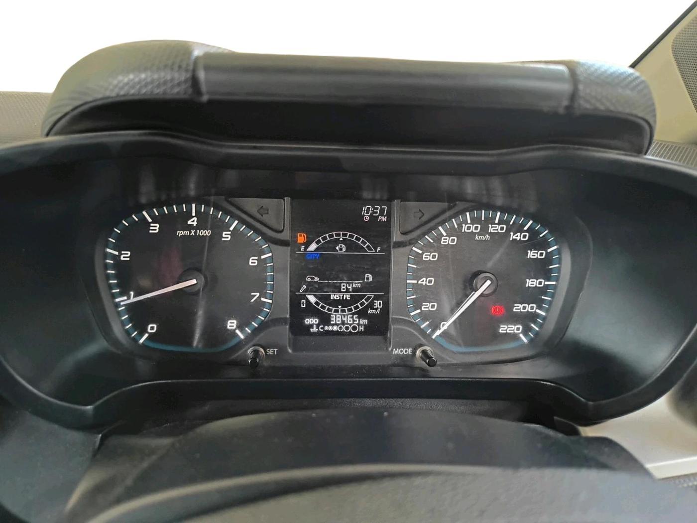 2021 Tata ALTROZ XE PETROL, Petrol, Manual, 38,465 km, interior