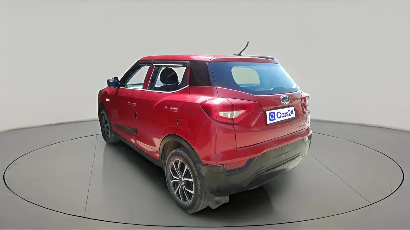 2021 Mahindra XUV300 W4 1.5 DIESEL, Diesel, Manual, 1,57,979 km, exterior