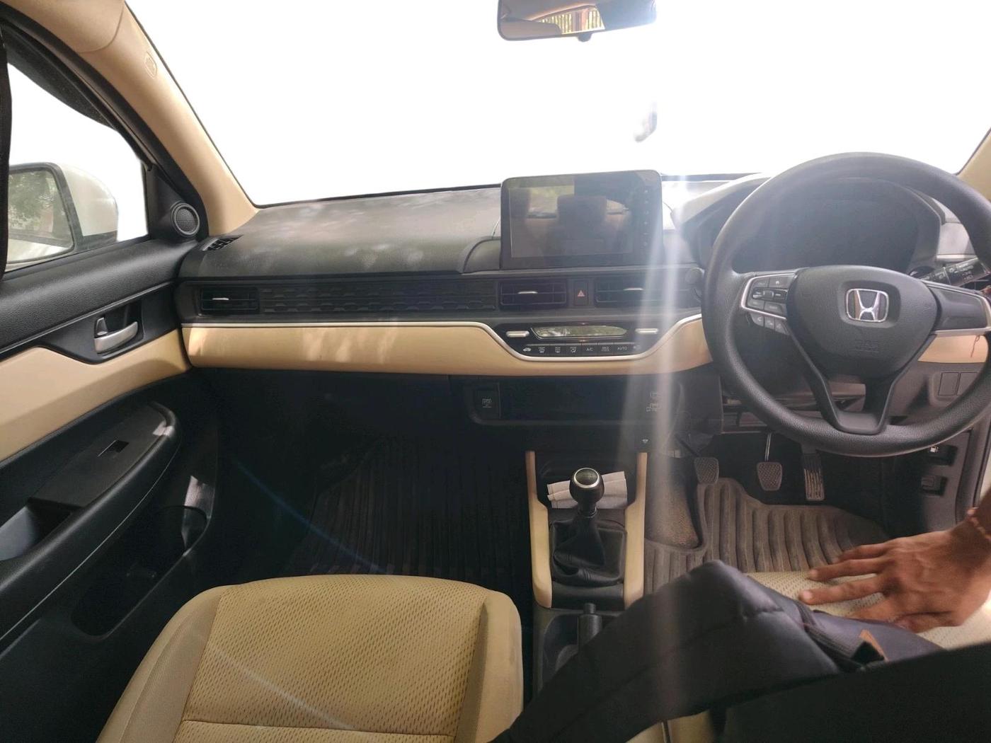 2025 Honda Amaze VX 1.2 Petrol MT, Petrol, Manual, 10,860 km, interior