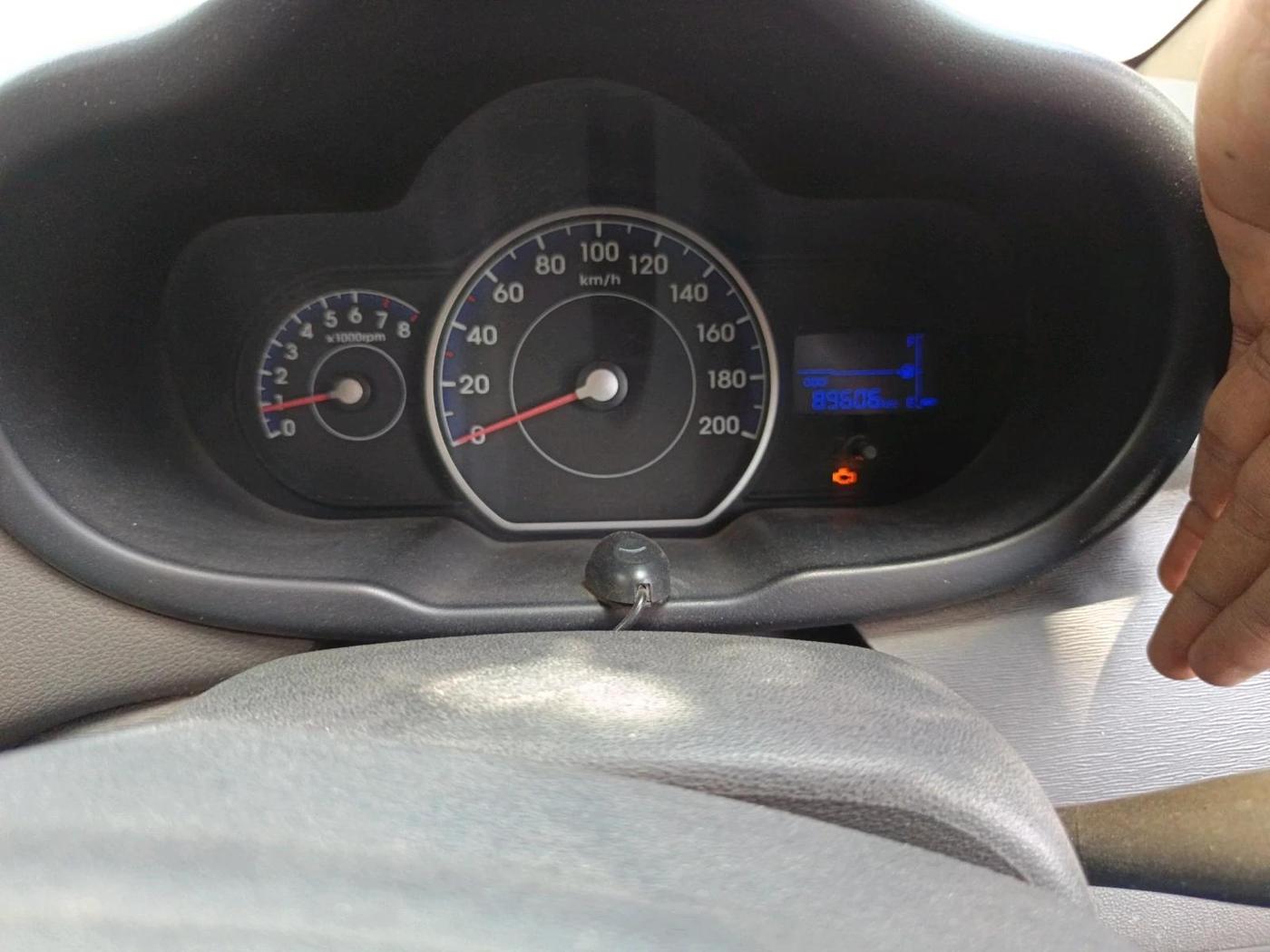 2013 Hyundai i10 MAGNA 1.2, Petrol, Manual, 89,606 km, interior