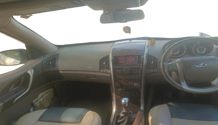 2012 Mahindra XUV500 W8, Diesel, Manual, 2,89,932 km, interior