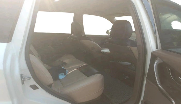 2012 Mahindra XUV500 W8, Diesel, Manual, 2,89,932 km, interior