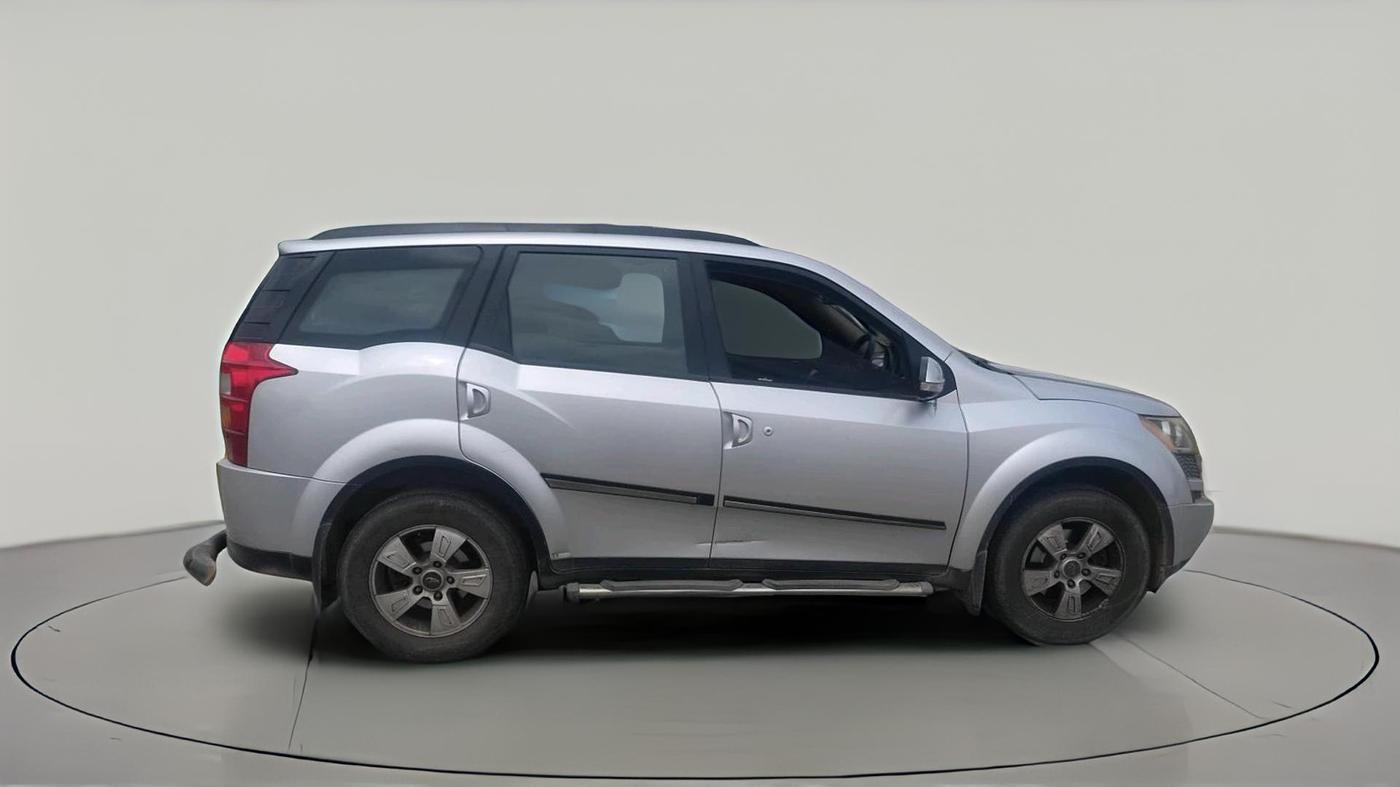 2014 Mahindra XUV500 W8, Diesel, Manual, 1,40,663 km, exterior