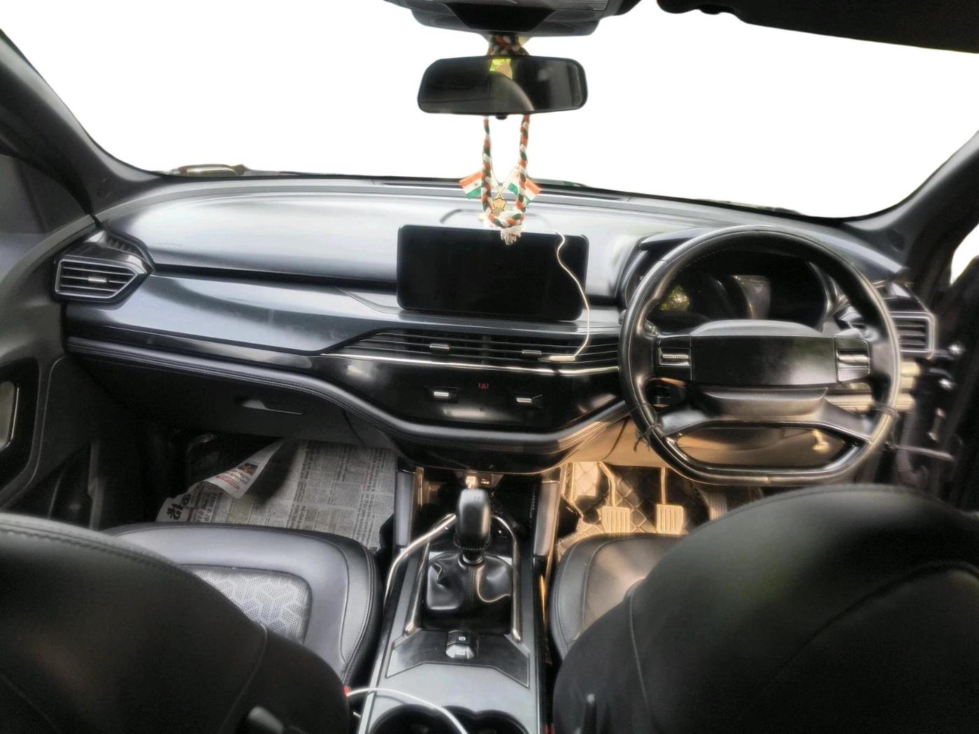 2024 Tata Safari ADVENTURE PLUS DARK EDITION, Diesel, Manual, 70,604 km, interior