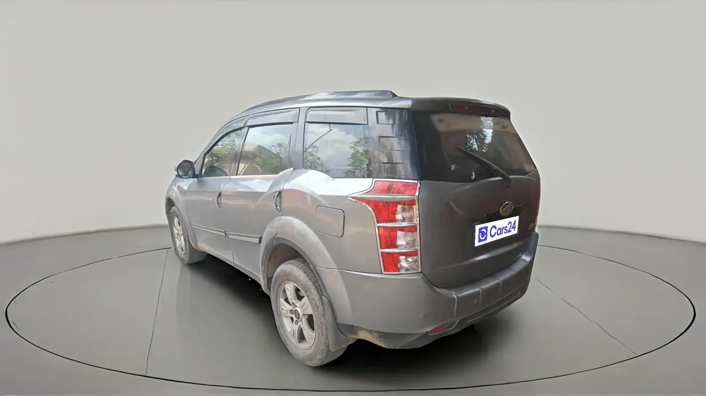 2013 Mahindra XUV500 W8, Diesel, Manual, 85,000 km, exterior