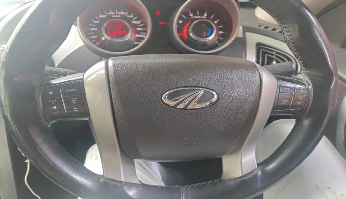 2013 Mahindra XUV500 W8, Diesel, Manual, 82,489 km, interior