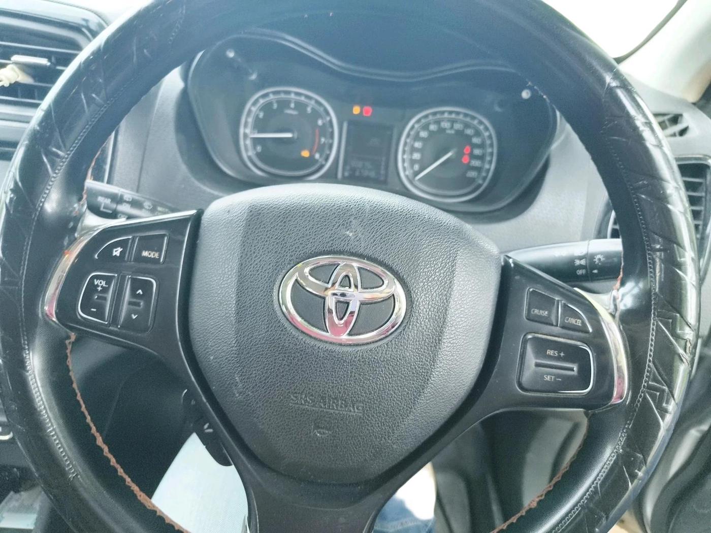 2022 Toyota URBAN CRUISER HIGH GRADE MT, CNG, Manual, 67,349 km, interior