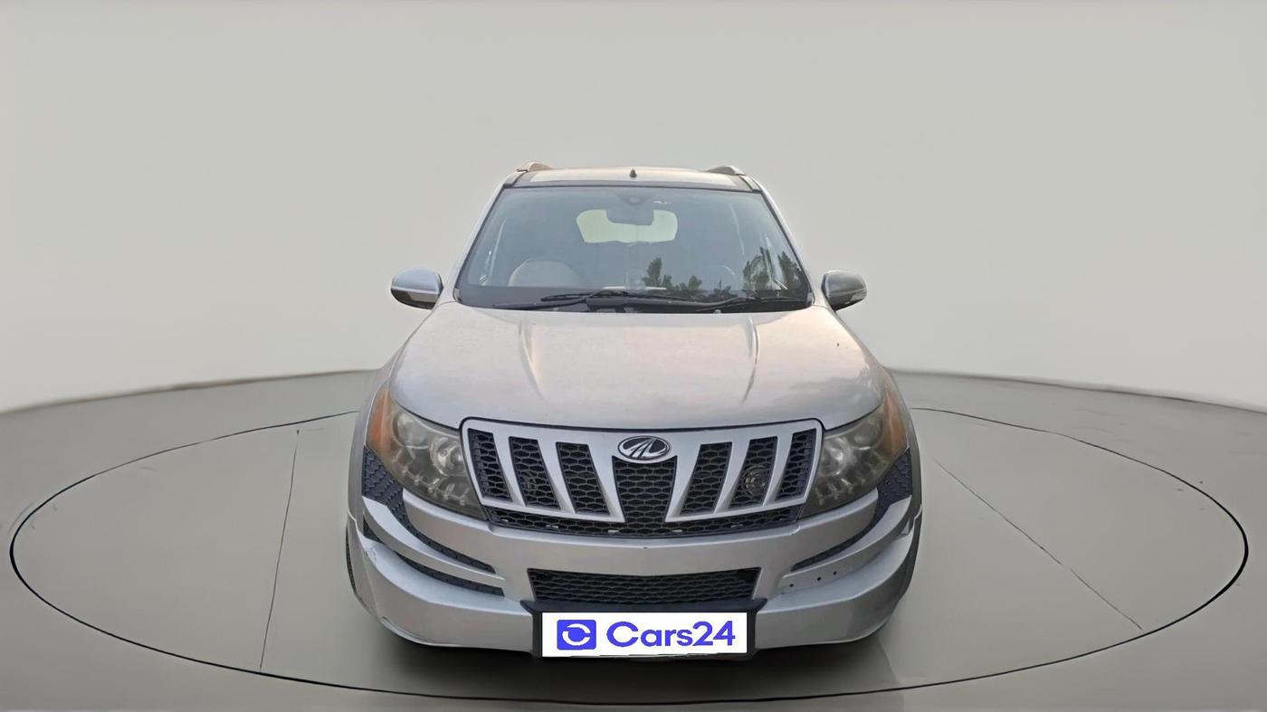 2014 Mahindra XUV500 W4, Diesel, Manual, 1,02,456 km, exterior