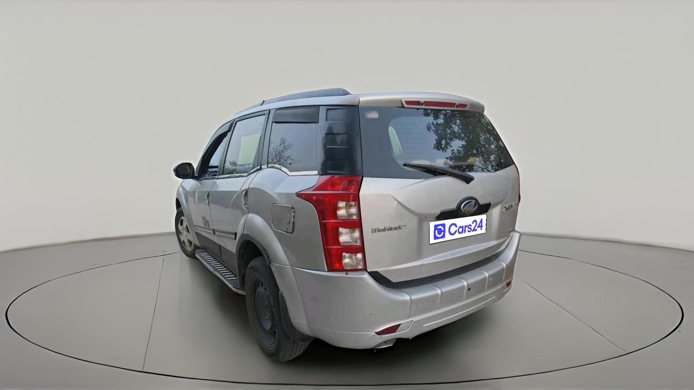 2014 Mahindra XUV500 W4, Diesel, Manual, 1,02,456 km, exterior