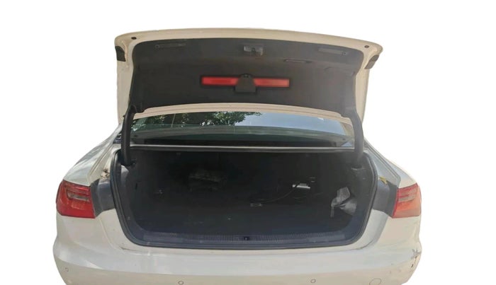 2013 Audi A6 2.0 TDI PREMIUM, Diesel, Automatic, 70,421 km, exterior