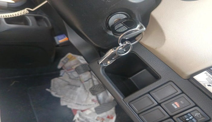 2018 Maruti Wagon R 1.0 VXI, Petrol, Manual, 28,568 km, interior