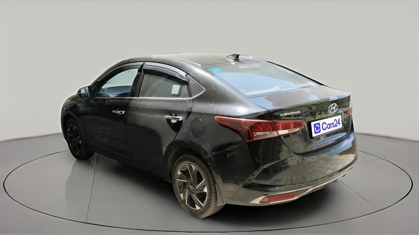 2022 Hyundai Verna SX 1.5 VTVT, Petrol, Manual, 1,11,149 km, exterior